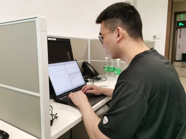 鲍若愚：从校园到国网，在科研和实践中不断突破