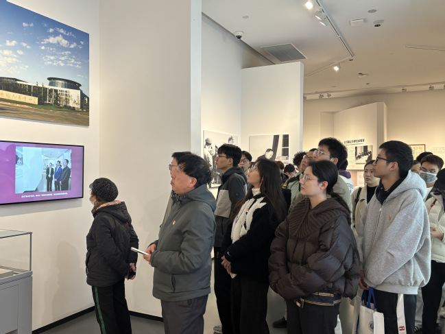 寻访科学报国足迹 砥砺能源强国担当——电气工程学部师生赴钱学森图书馆学习参观